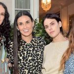 Demi Moore teaches daughters valuable lesson about beauty