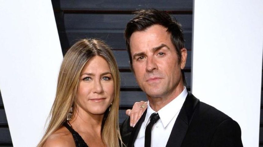 Jennifer Aniston 'heartbroken' after Justin Theroux engagement: Source