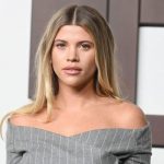 Sofia Richie flashes diamond necklace honoring her baby girl 'Eloise'